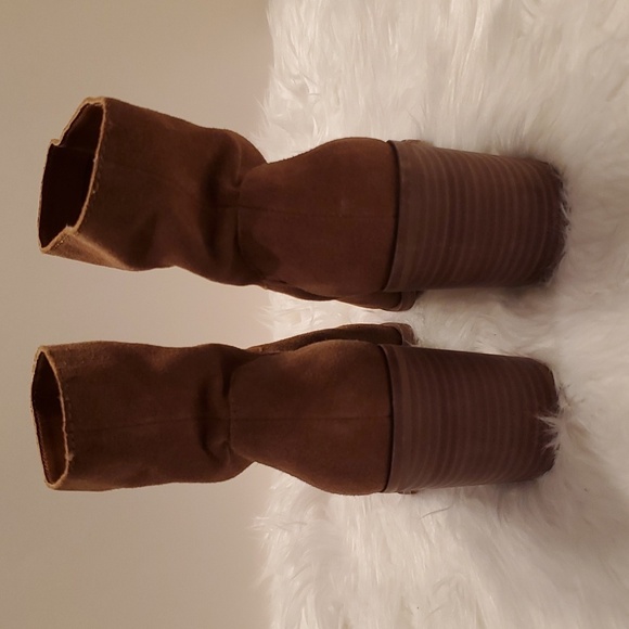 Lucky Brand Ryemi Suede Slouchy Peep Toe Bootie In Tan Block Heel Size 10 - Picture 3 of 7